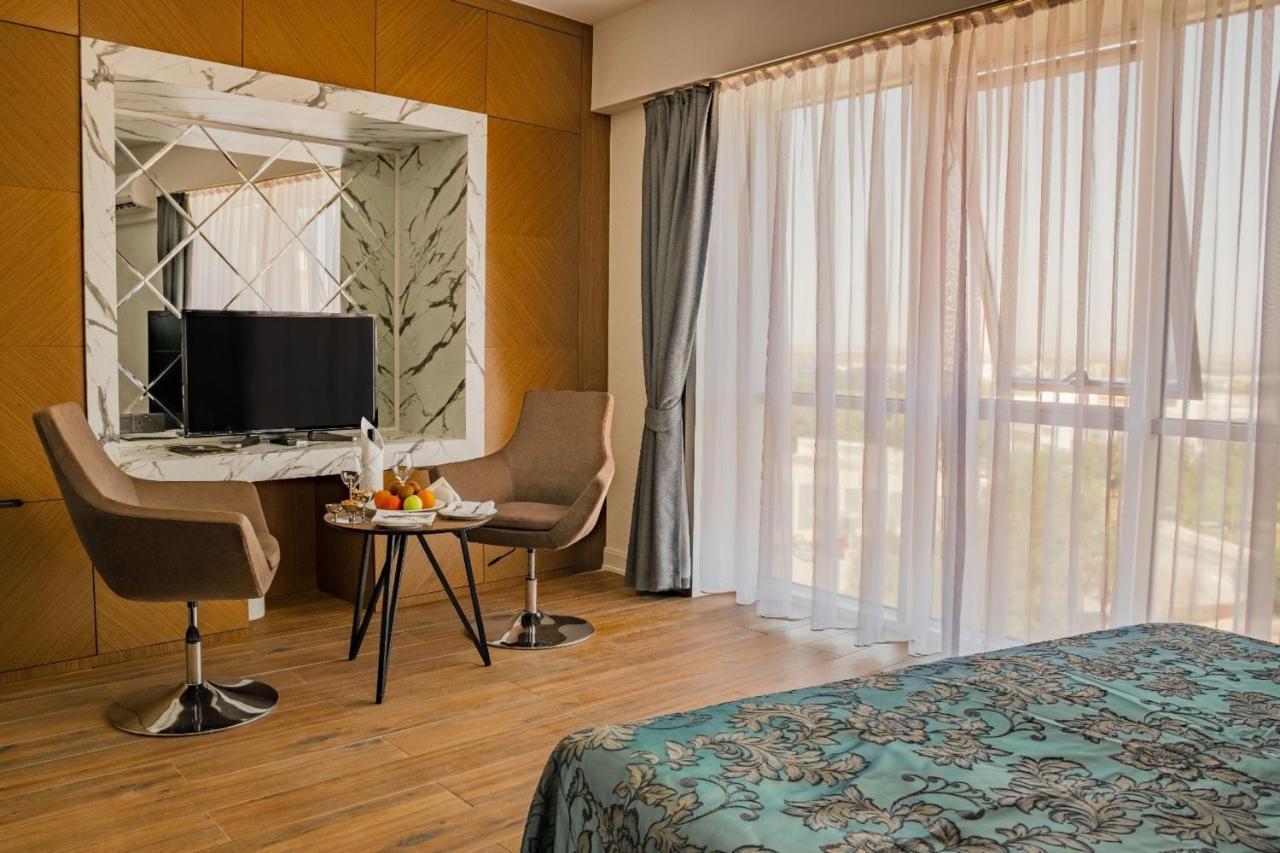 Novel Centre Point Hotel Famagusta  Exteriér fotografie