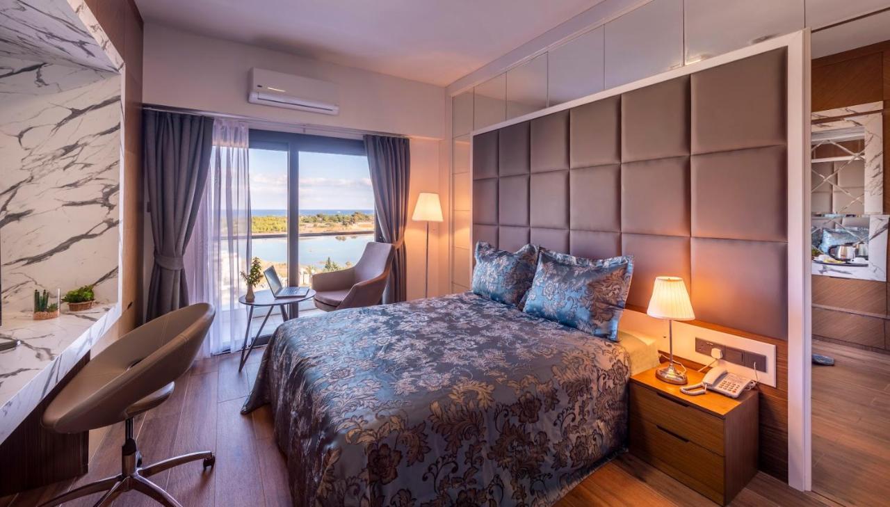 Novel Centre Point Hotel Famagusta  Exteriér fotografie